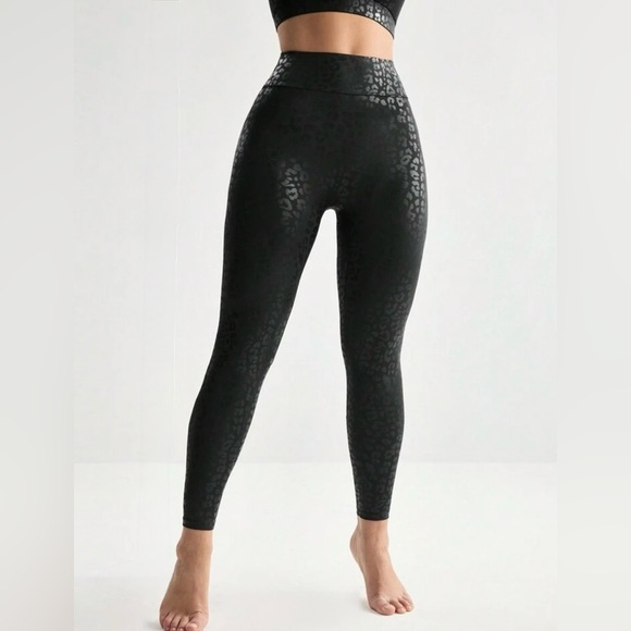 Black Leopard Print High-Waisted Leggings M - Picture 1 of 9